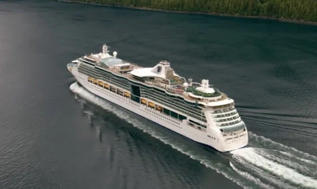 Serenade of the Seas near mountain Serenade of the Seas near trees
