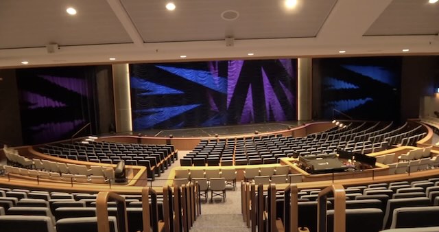 Star of the Seas Royal Theater
