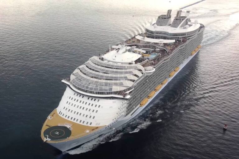Harmony of the Seas vs Titanic: 9 Stunning Facts in a Huge Comparison