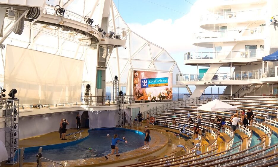 Wonder of the seas cabins to avoid - aqua theater and near-cabins view