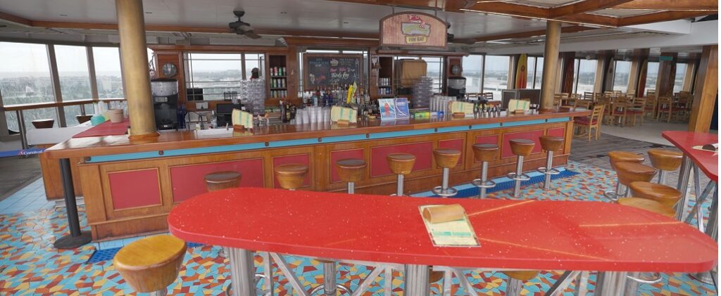 Carnival Liberty - Red Frog Rum Bar