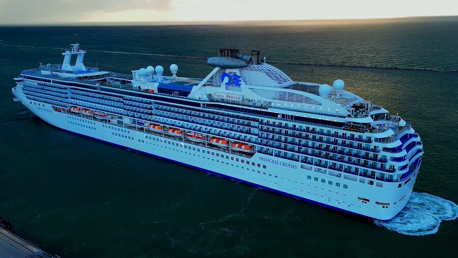 Coral class cruise ship princess coral princess exterior photo