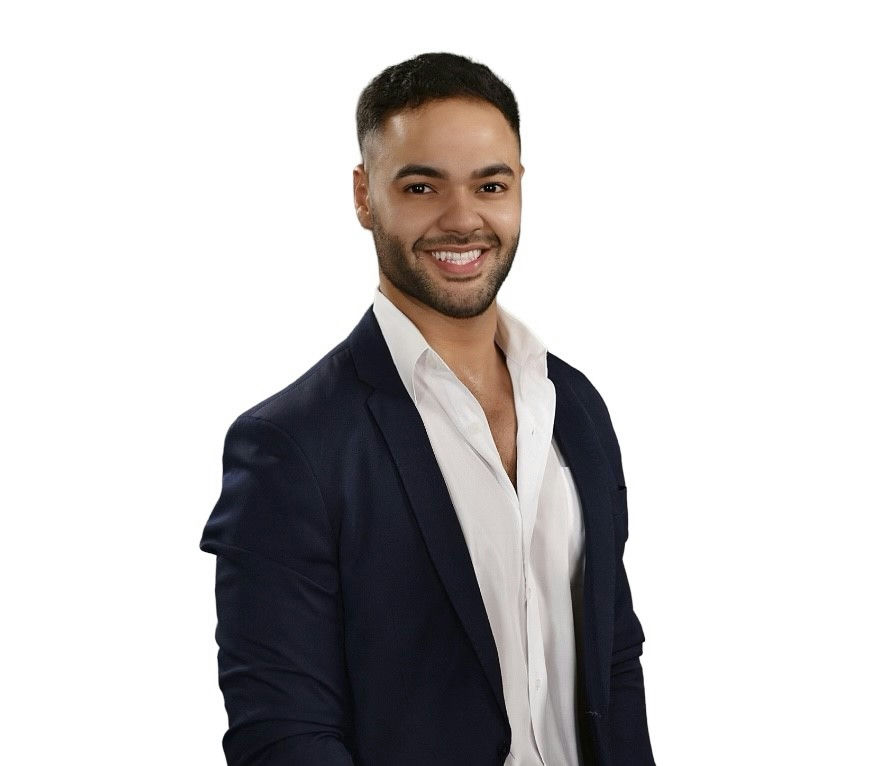 Carnival Cruise Director Filipe Mendes