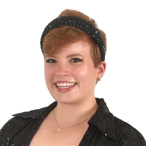 Makayla Tolmie Cruise Director: Current Ship, Schedule, Career Background, Bio, Honest Reviews & Fun Facts (2026)