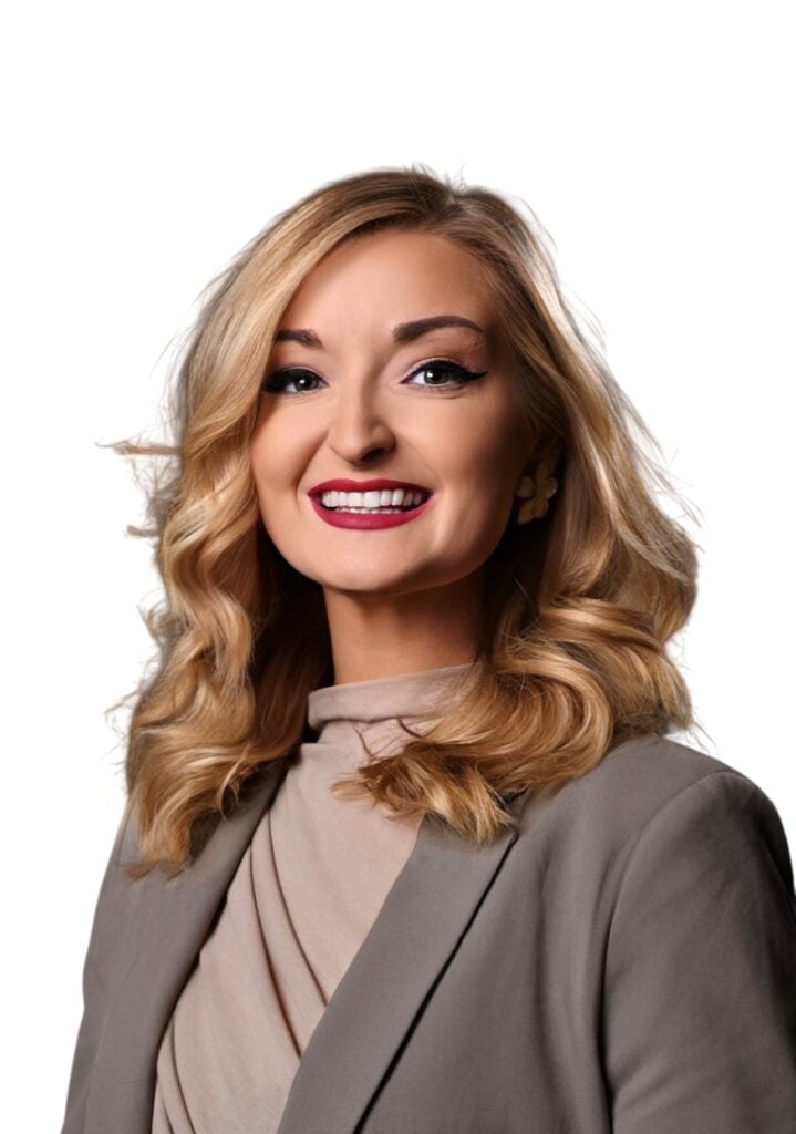 SOPHIE GIDEON Cruise Director
