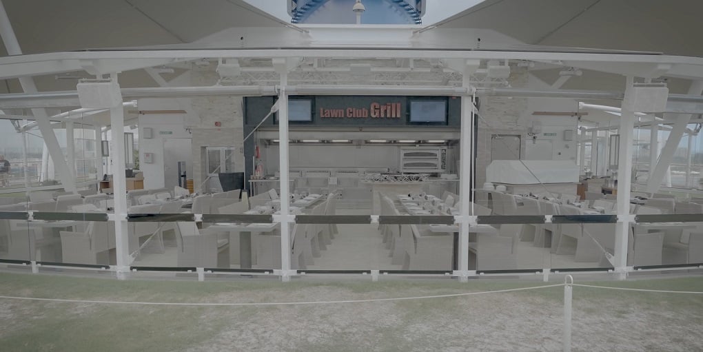 Celebrity Reflection review: Celebrity Reflection Lawn Club Grill