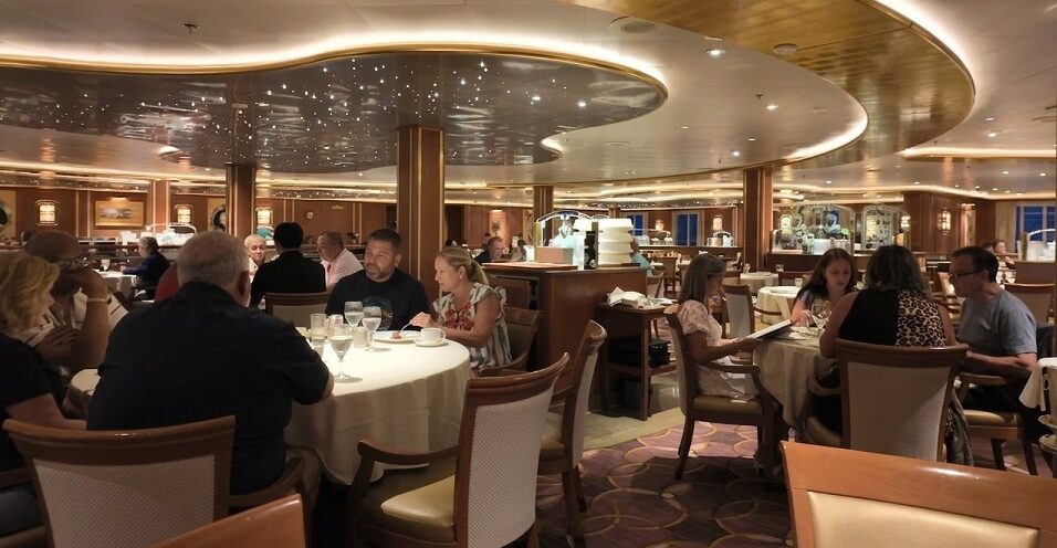 Emerald Princess Review: Emerald Princess Dining area
