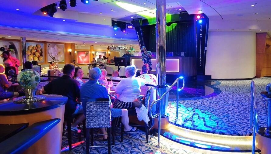 freedom of the seas for adults: nightlife live music show for adults