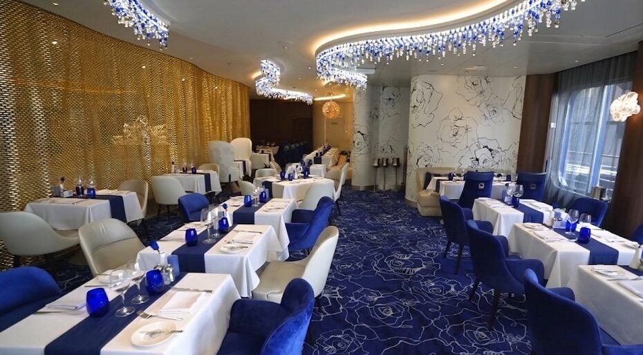 celebrity apex review: celebrity apex dining area
