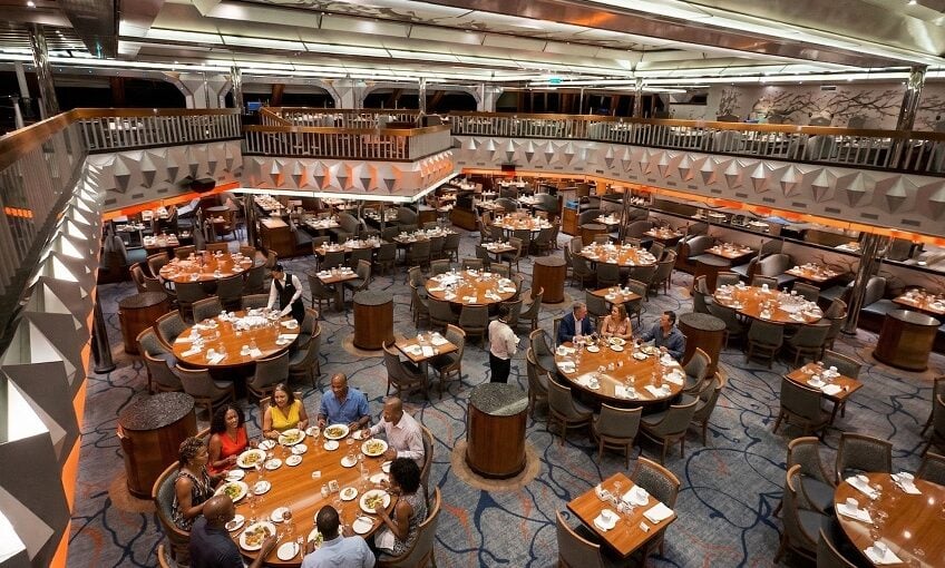 Carnival Glory Review: Carnival Glory Restaurant