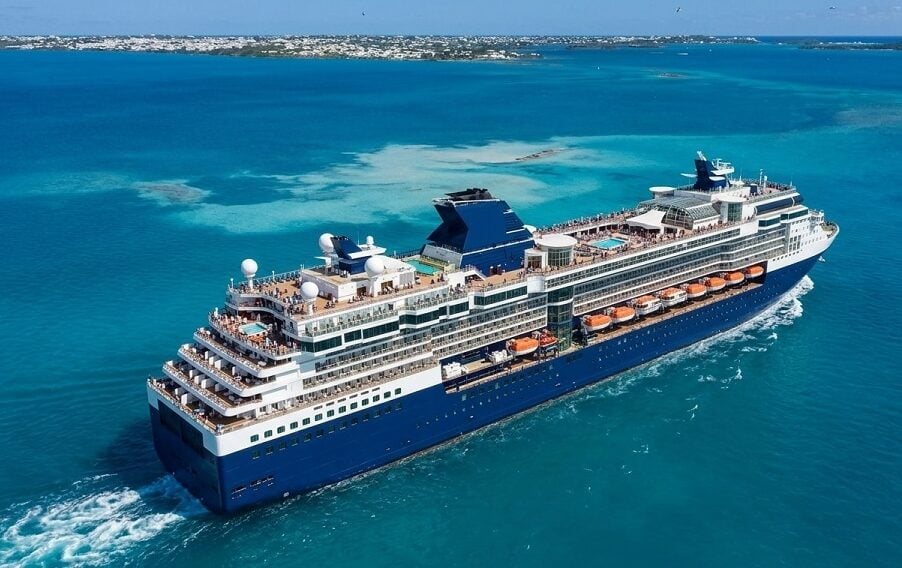 Bermuda Cruises: Celebrity Summit at the Bermuda sea near Bermuda cruise port
