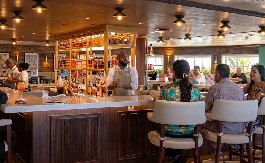 Things You Should Never Do the First Hour on a Cruise - Cruise Ship Drinking Bar