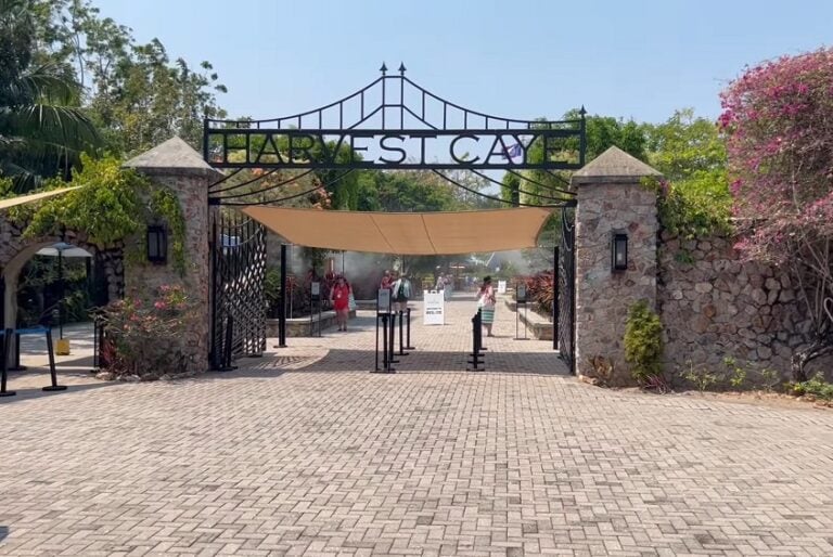 Harvest Caye Belize Island Entrance