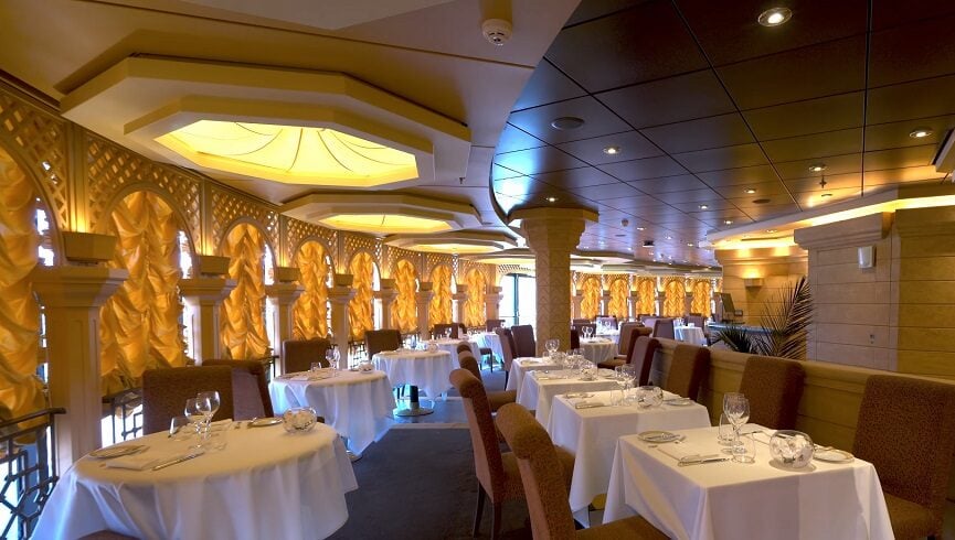 MSC Divina Dinning area