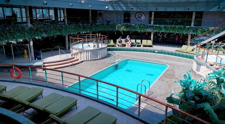 MSC Seashore Jungle book Pool deck