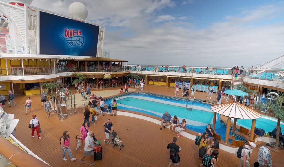 Reasons not to choose carnival cruise line - Carnival Festivale Pool Deck