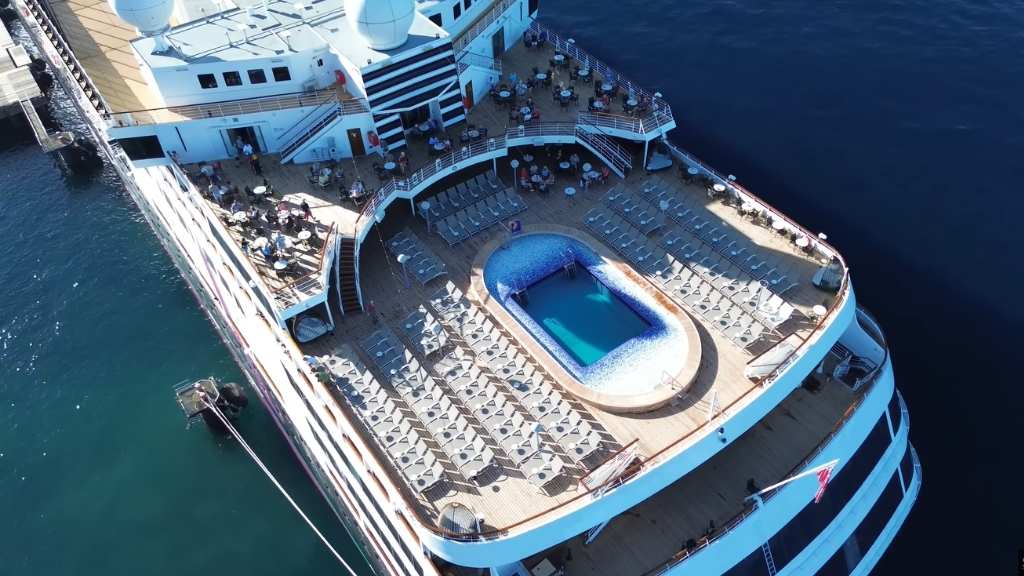 Ambassador Renaissance cruise ship