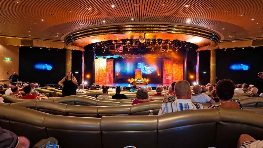 Marella Discovery Night Show