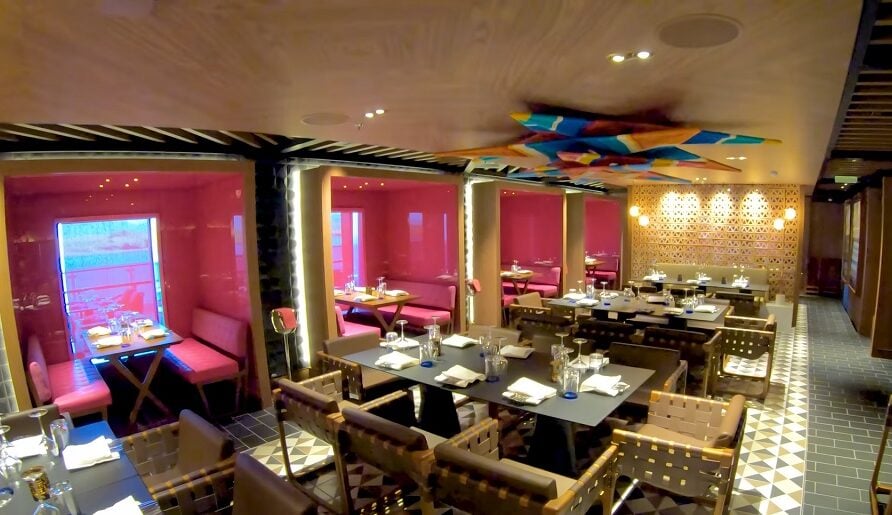 Norwegian Prima dining area
