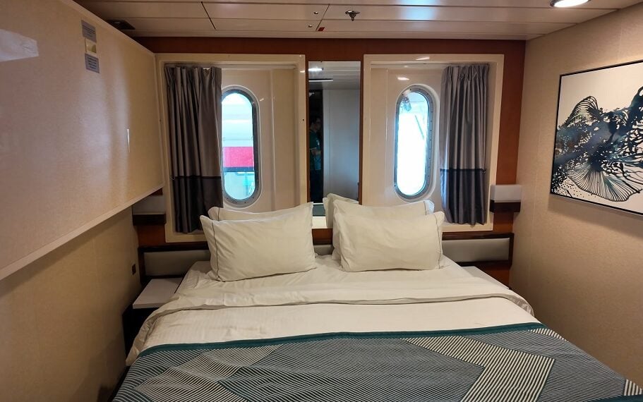 Norwegian Star Obstructed view cabin interior