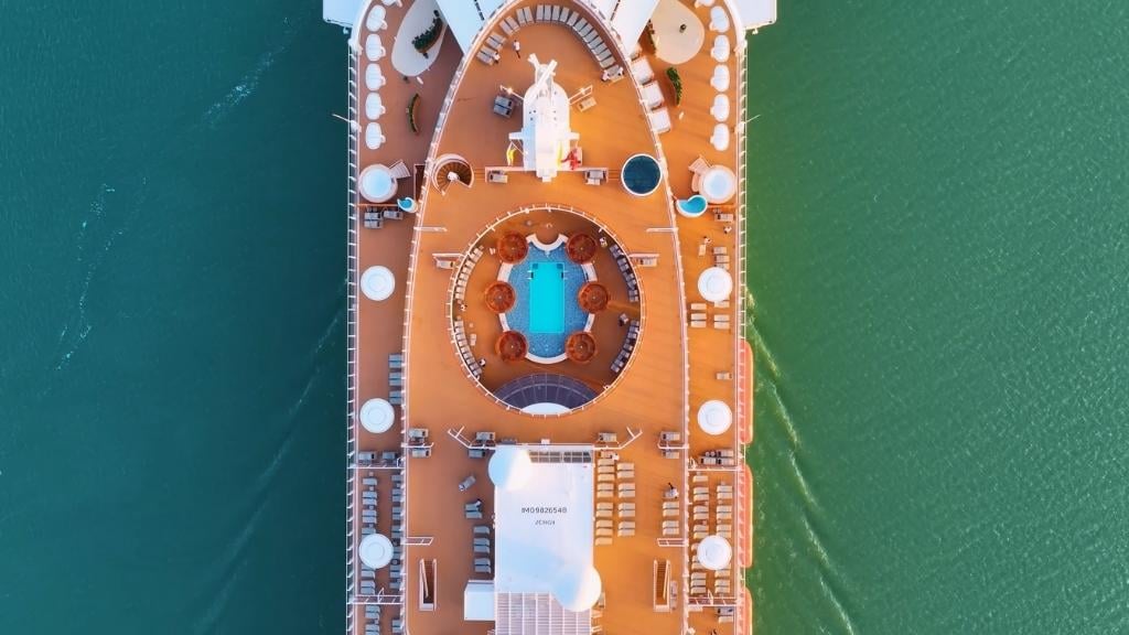 P&O Iona cruise ship Top View