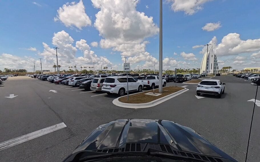 Port Canaveral terminal 1 parking area