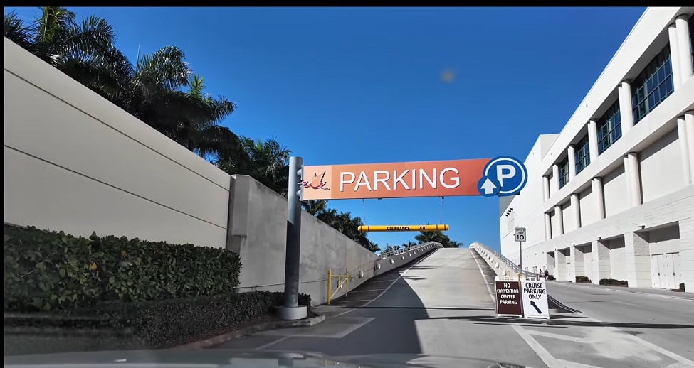 Port Everglades Parking area and vehicle clearance
