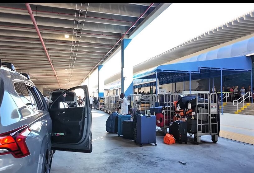 Port Everglades luggage drop area