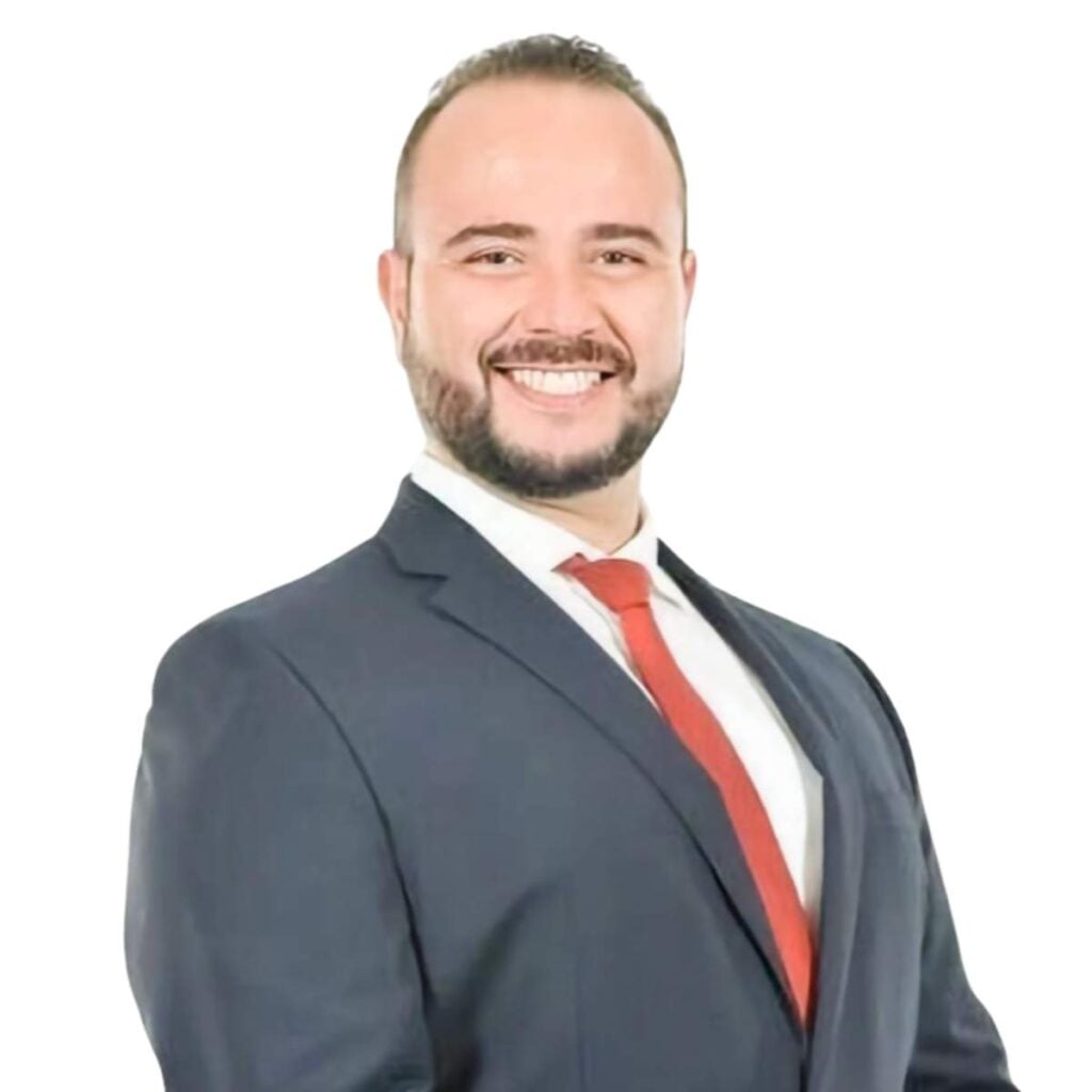 Rafael Alcazar cruise director
