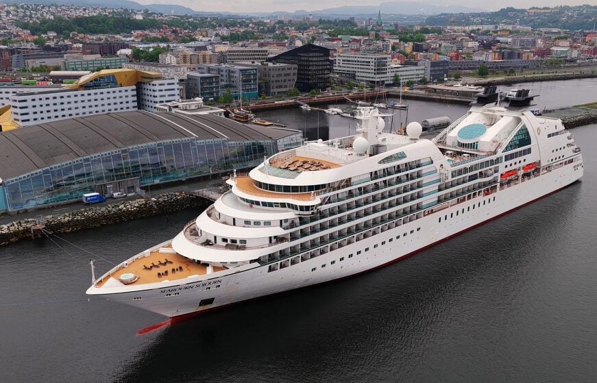 Seabourn ship seabourn Sojourn view