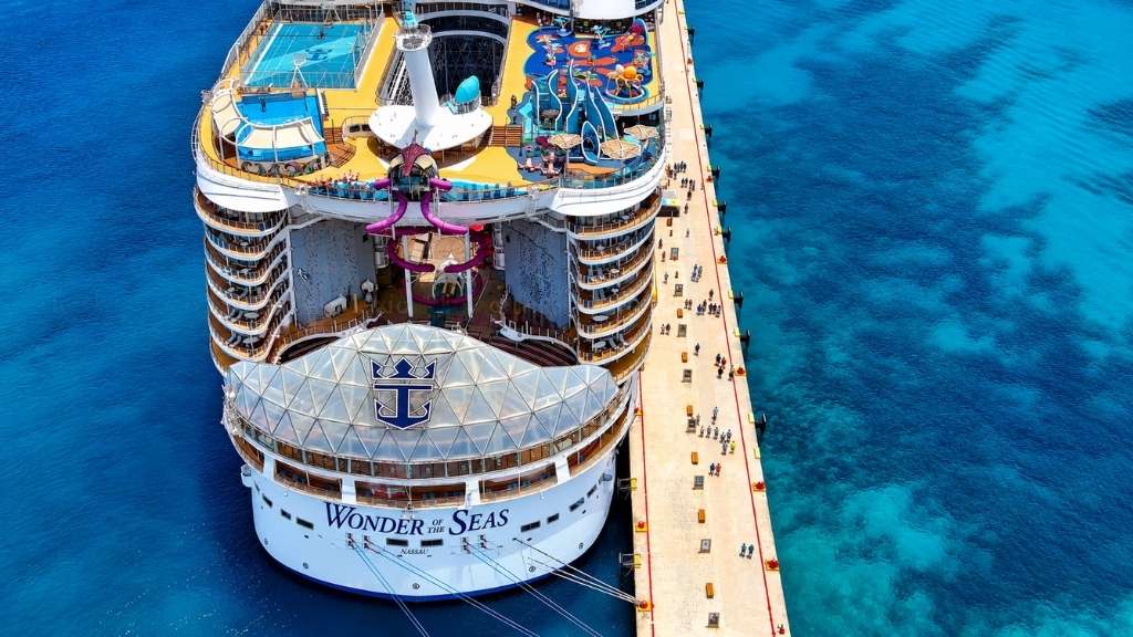 Aft cabin of cruise ship