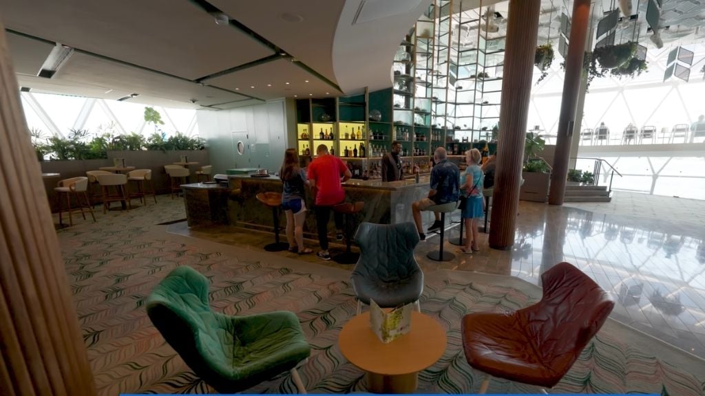 Celebrity cruise EDEN lounge