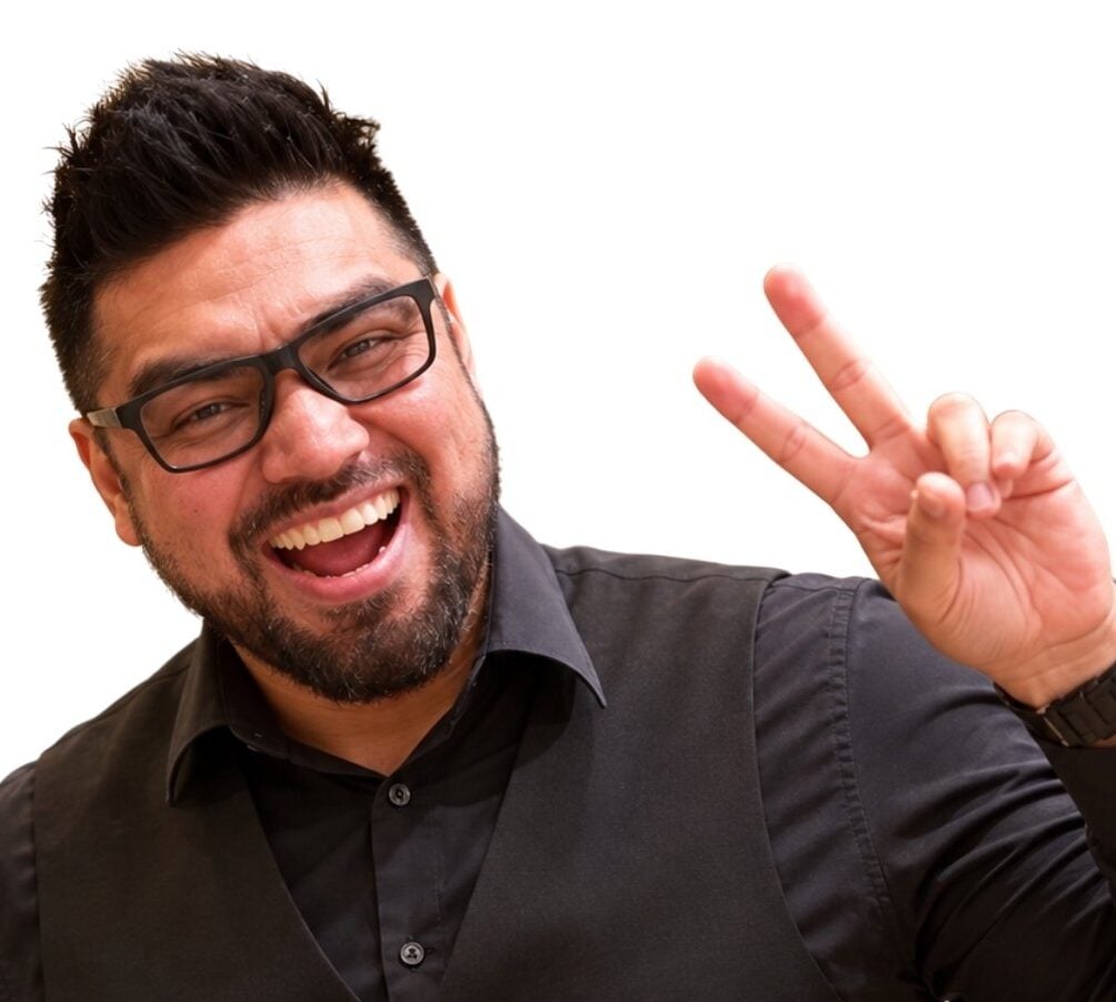 Eric Lopez Cruise Director: Bio & 4+ Years of Experience