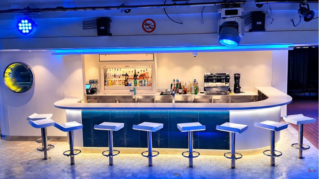 MSC Infinity BAR