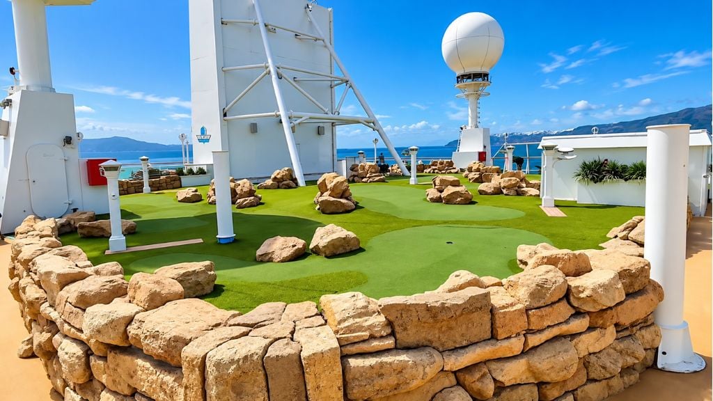 Marella Mini Golf Area