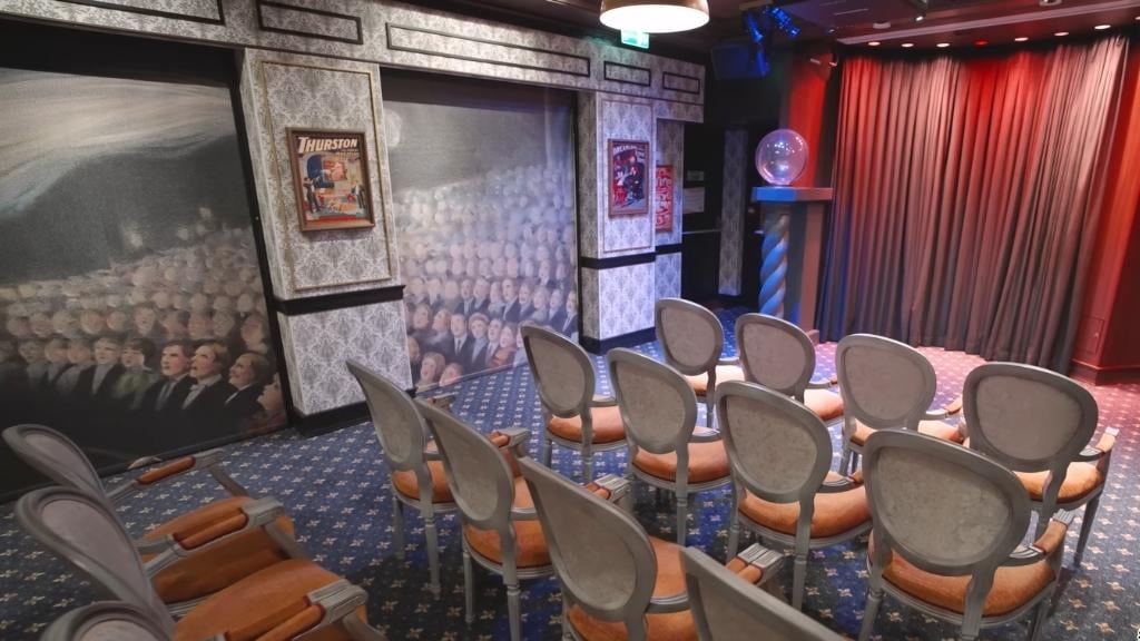 Sun Princess Theater